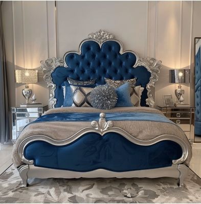 Conjunto de Mobiliário de Quarto Clássico Elegante com Cabeceira Espelhada King Size e Material MDF Moderno