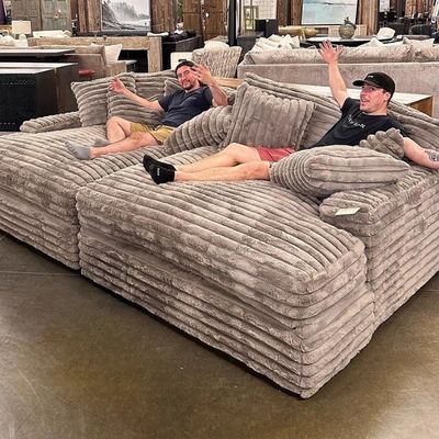 Sofá Chaise Lounge Loveseat Moderno em Tecido de Veludo Cotelê para Sala de Estar Contemporânea com Entrega Porta a Porta